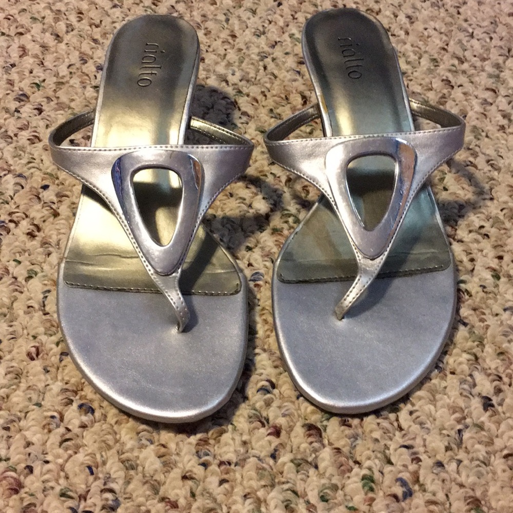 Rialto silver heels